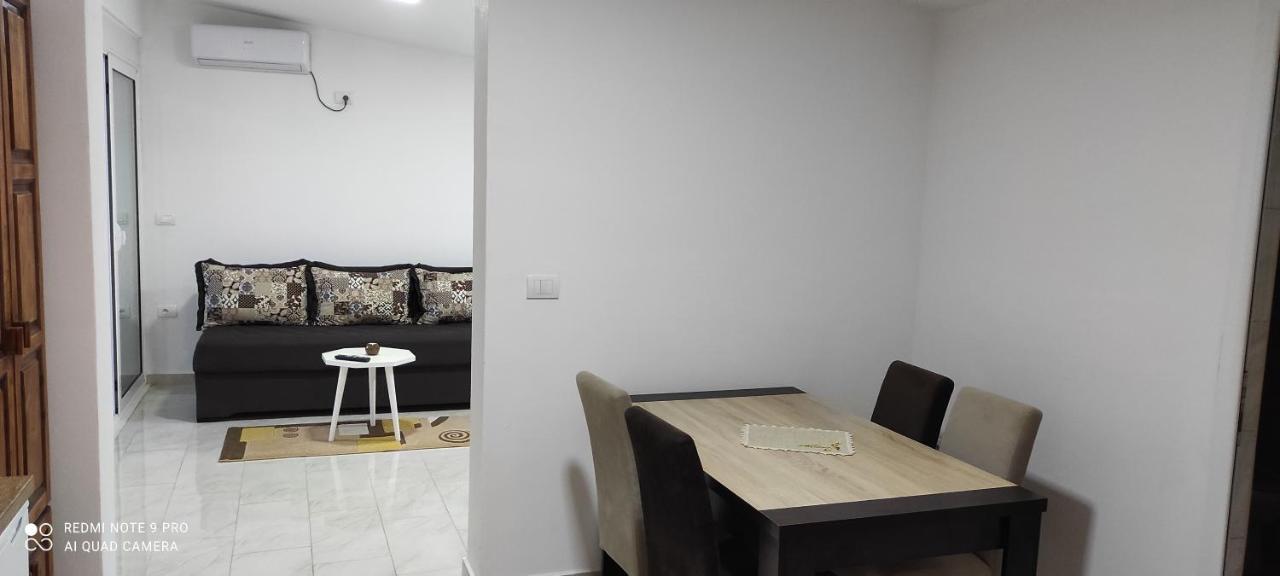 Idealhouse Apartments Ulcinj Luaran gambar