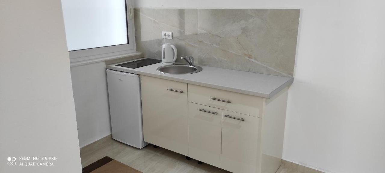 Idealhouse Apartments Ulcinj Luaran gambar