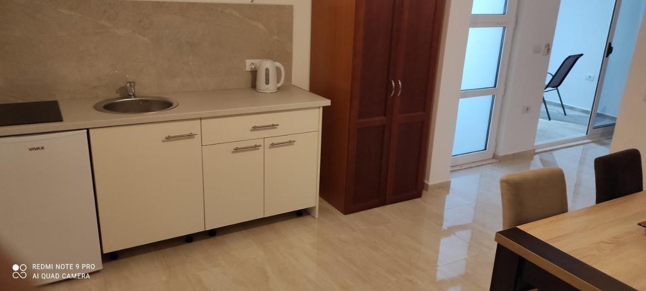 Idealhouse Apartments Ulcinj Luaran gambar