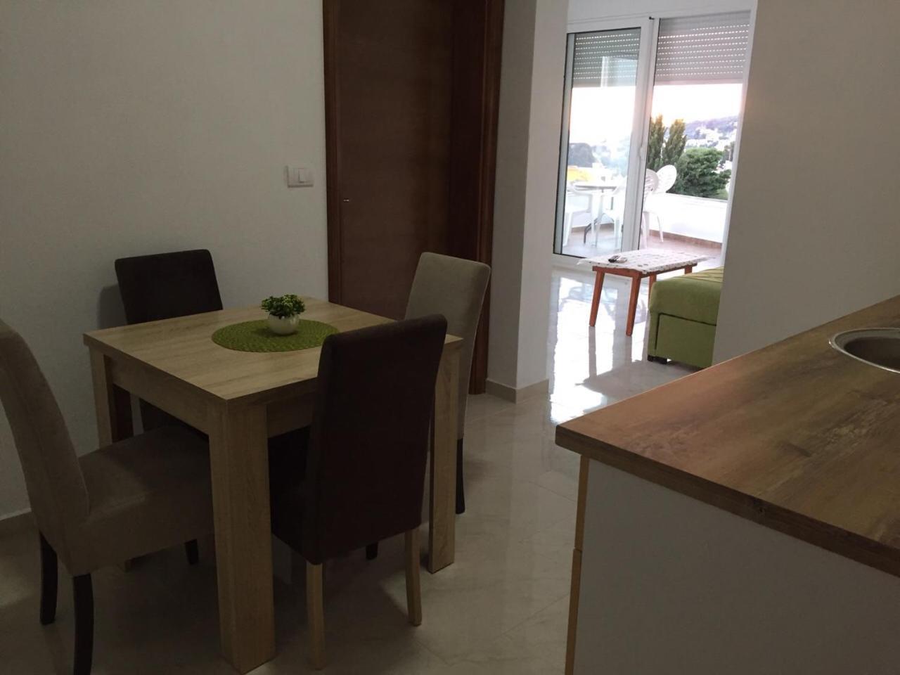 Idealhouse Apartments Ulcinj Luaran gambar